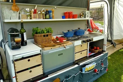 camping kitchen